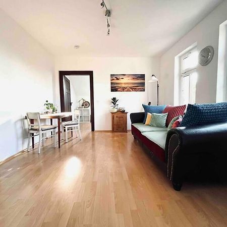 Villa Kunterbunt Gera Exteriör bild